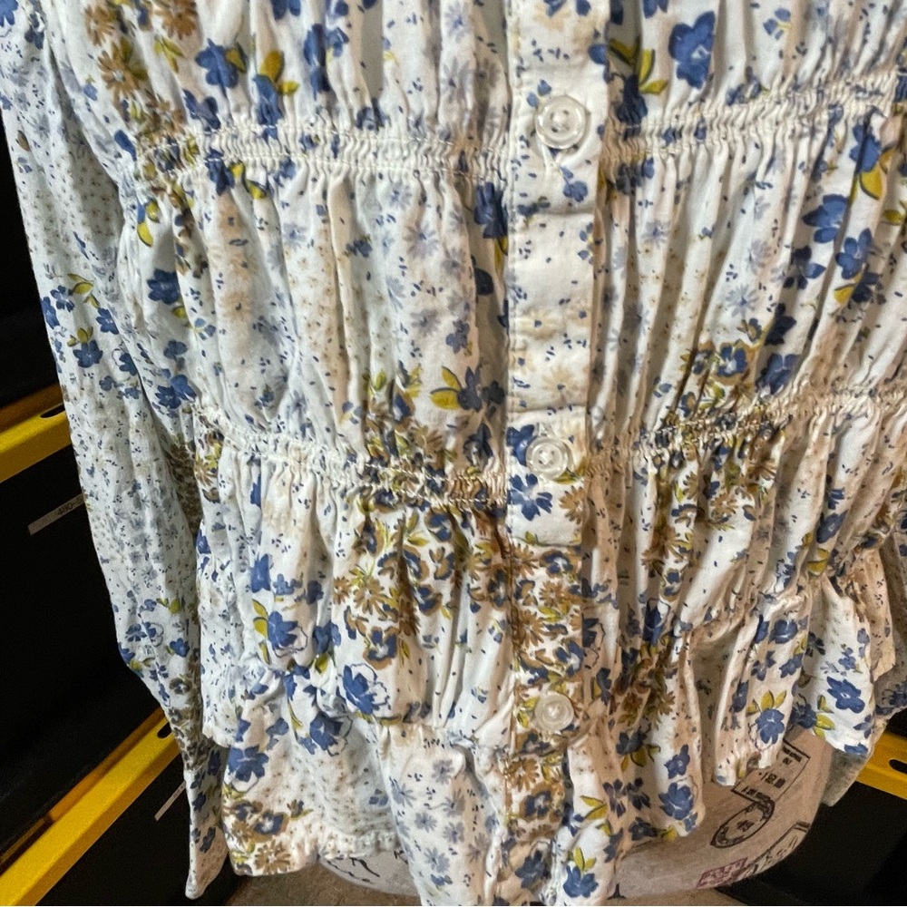 Future Collective Chic Floral Button-Up Blouse - Blue and Cream - Picture 9 of 9